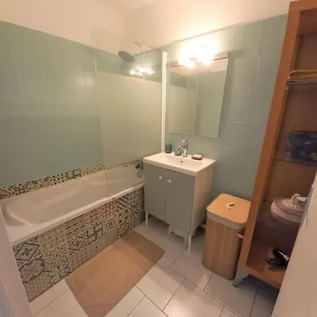 3 Pieces 62m2 Balcon Vue Acces Piscine Tennis * Hyères