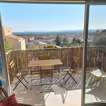 3 Pièces 62m2 Balcon Vue Accès Piscine Tennis Hyères