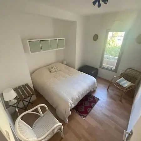 3 Pieces 62m2 Balcon Vue Acces Piscine Tennis Hyères