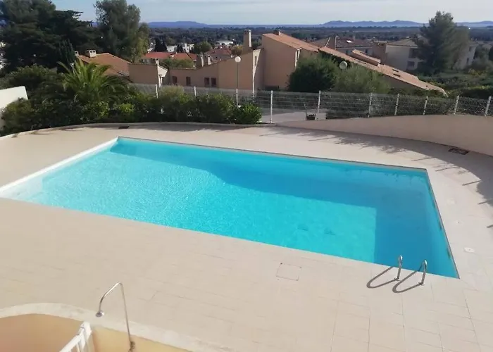 3 Pieces 62m2 Balcon Vue Acces Piscine Tennis *