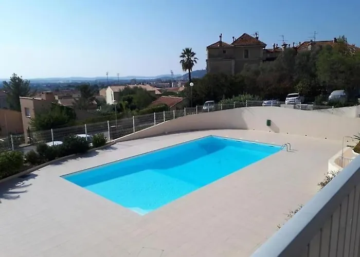 3 Pieces 62m2 Balcon Vue Acces Piscine Tennis * Hyères